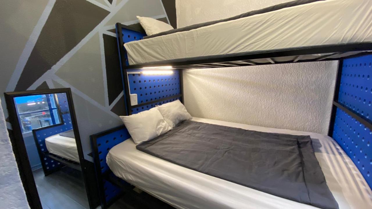 Roomies Hostel Roma Мехико Экстерьер фото