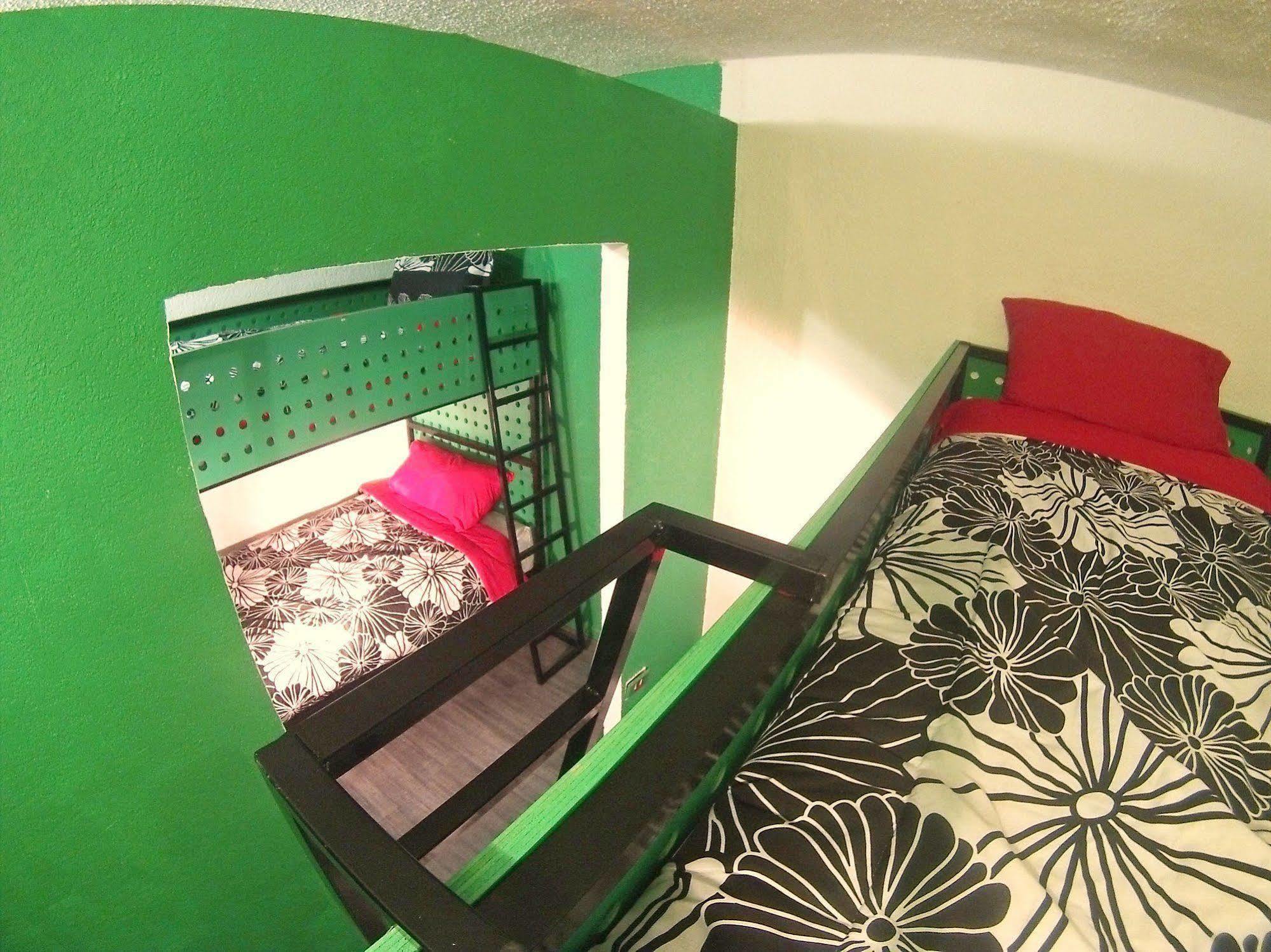 Roomies Hostel Roma Мехико Экстерьер фото