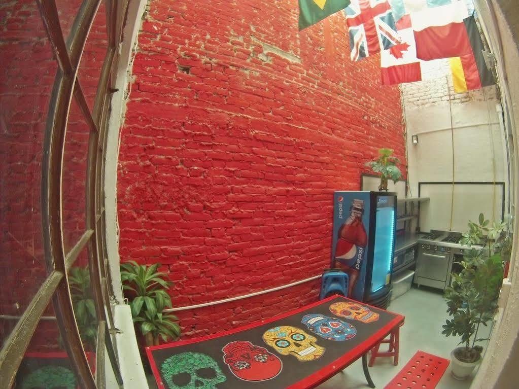 Roomies Hostel Roma Мехико Экстерьер фото